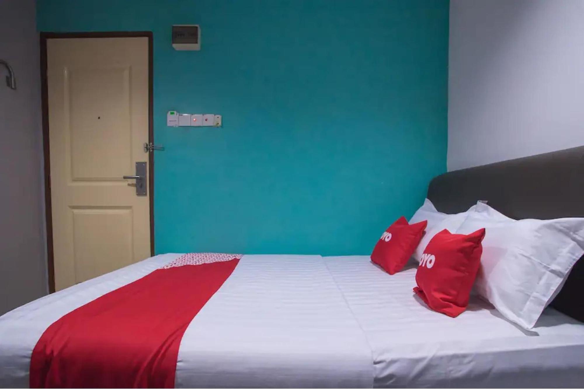 OYO 90281 Hotel Taj seksyen 13 Shah Alam Kültér fotó