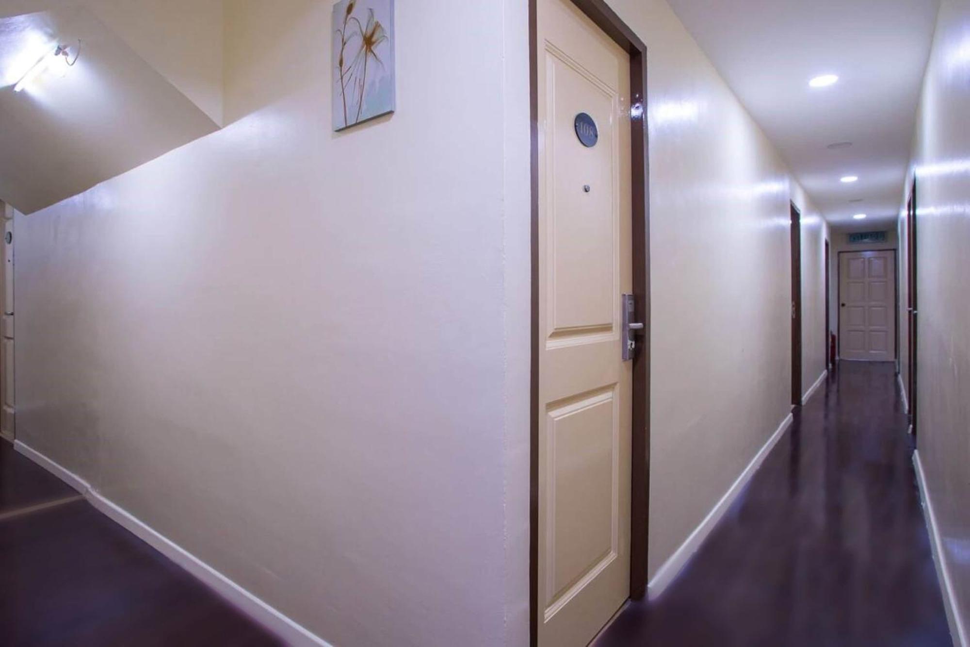 OYO 90281 Hotel Taj seksyen 13 Shah Alam Kültér fotó